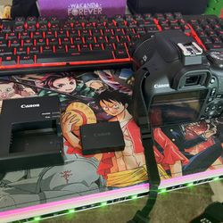 Canon Camera - Rebel T7