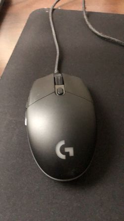 Gaming mouse logitech best for FPS gaming very good condition barely used
