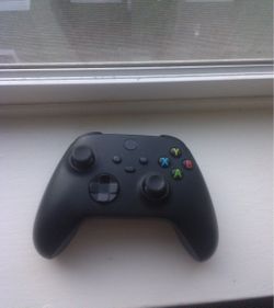Xbox Series X/S Wireless Controller Carbon Black. Works like new