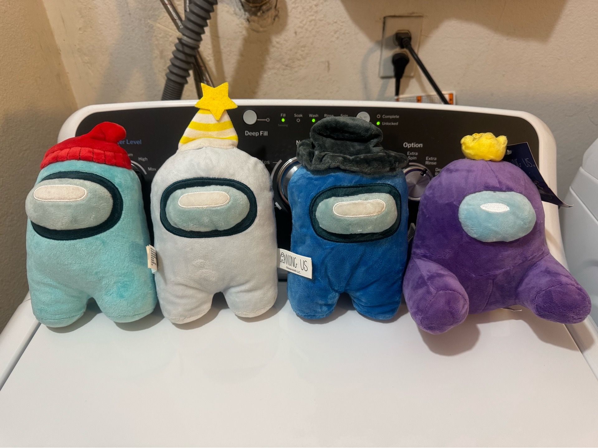 Lot of 4 Official Among Us Crewmate Plushies – Rare Hat Collection!
