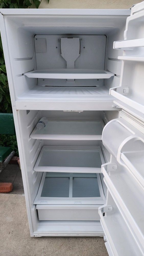 Precioso Refrigerador Whirlpool Listo Para Usar Super Limpio Lo Tengo Conectado $180