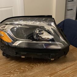 Mercedes GLS 450 550 A166 Year 17-19 Right Passenger Headlight 