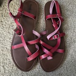 Mossimo Red Flat Sandals Women’s Size 8
