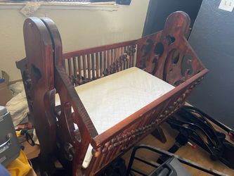 Baby crib