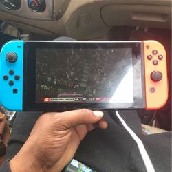 Nintendo Switch 