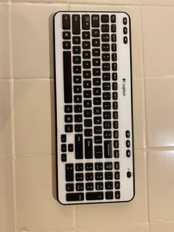 Logitech Wireless Keyboard White
