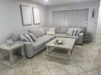Gray Fabric L-Shaped Sectional Sofa/ with coffee and end table