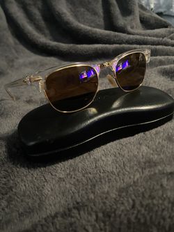 Ray Bans Sun Glasses With case Great Condition!