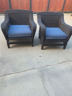 2 Patio brown chairs  w washable cushions  600 expensive 2 chairs
