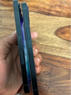 iPhone 13 black 128 gb
