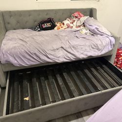 Grey Twin Bed With Mattress 