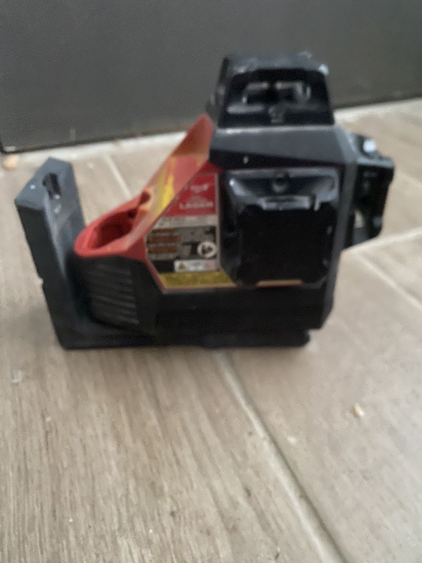 Milwaukee Laser