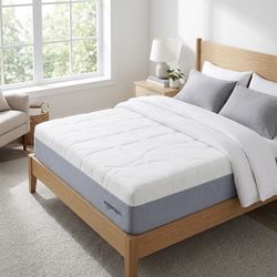 BRAND NEW Amazon Basics 10" Memory Foam Mattress - King Size