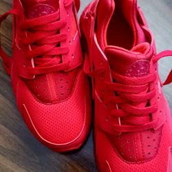 BEST OFFER Nike Size 7 Boys Shoes. 