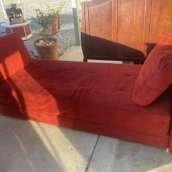 Couch/ DayBed