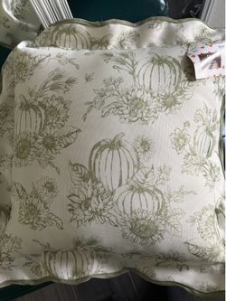 Decorative Pumpkin & Floral Print Throw Pillow - Neutral Tones