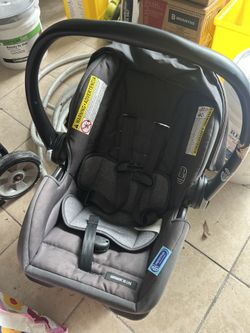 Graco Car Seat And Base