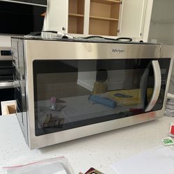 Whirlpool Over-the-Range Microwave ( Fingerprint Resistant Stainless Steel )