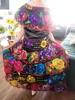 Vestido Folklorico Medida 9-11  kids Niñas