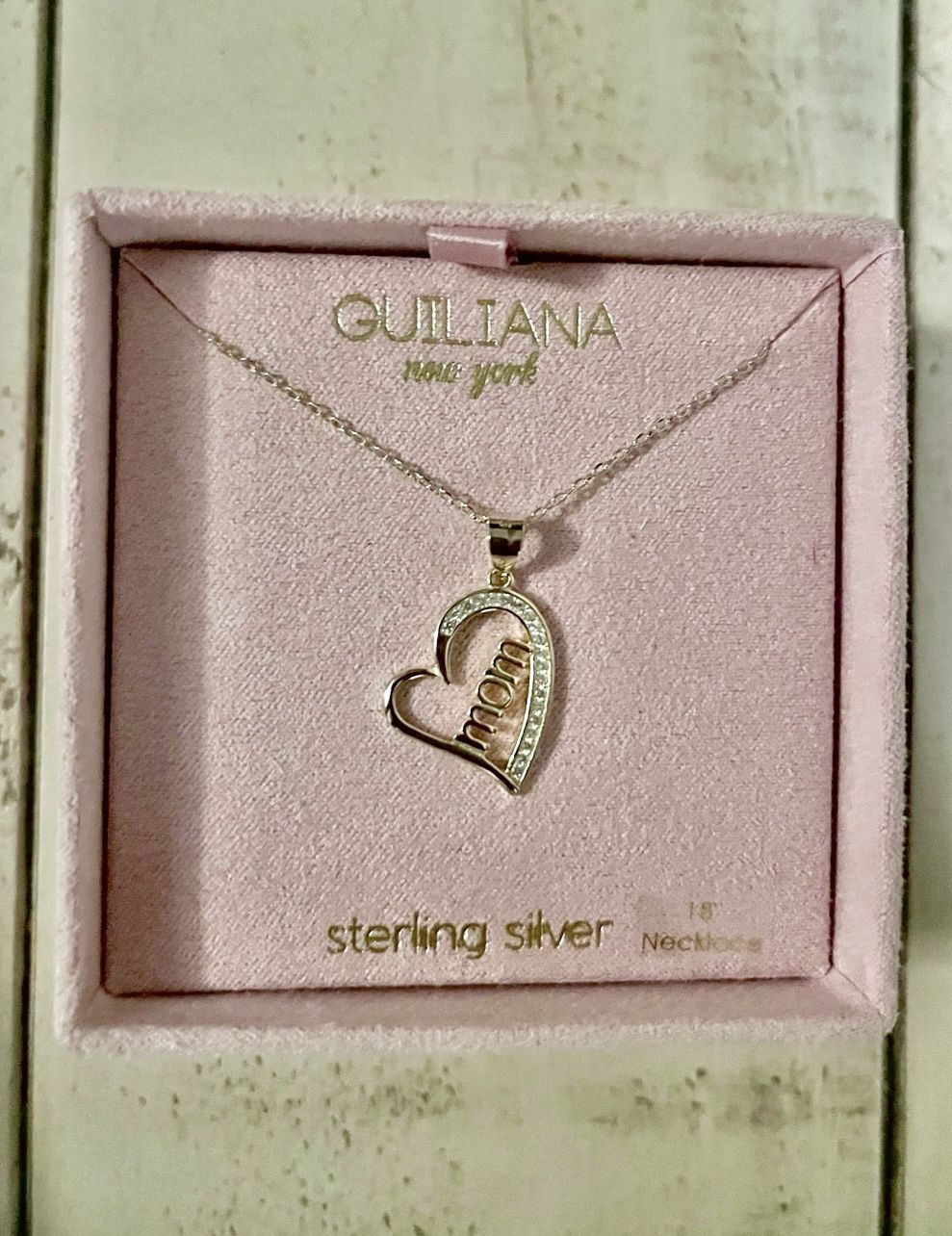 Giuliana New York Women s Sterling Silver Heart Pendant Necklace Mom for Sale in Murrieta CA OfferUp