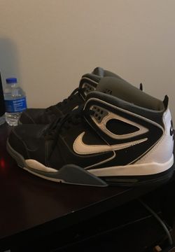 Nike air flights size 13