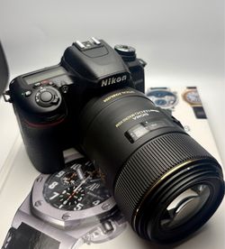Nikon D7500 camera w/3 lenses