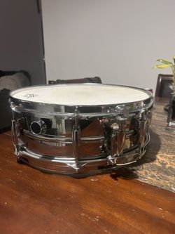 Vintage Ludwig rocker 14/5.5 Steel Snare