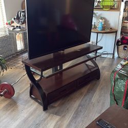 Entertainment Center With Mounted Older Vizio 60 Inch Tv