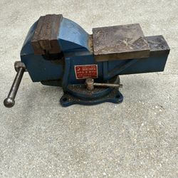 Bench Vice 
