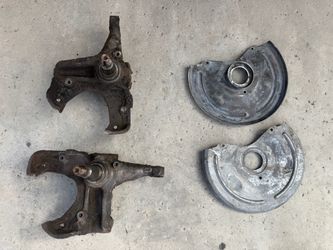 1971-87 Chevrolet GMC C20/C25/C2500 Spindles