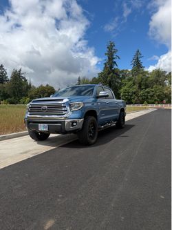 2018 Toyota Tundra CrewMax