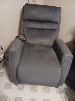 Electric Recliner Works Good No Stains Or Rips Plus Has Back Massager