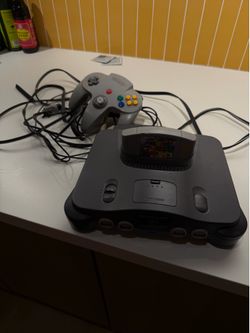 nintendo n64 with super mario 64. everything works
