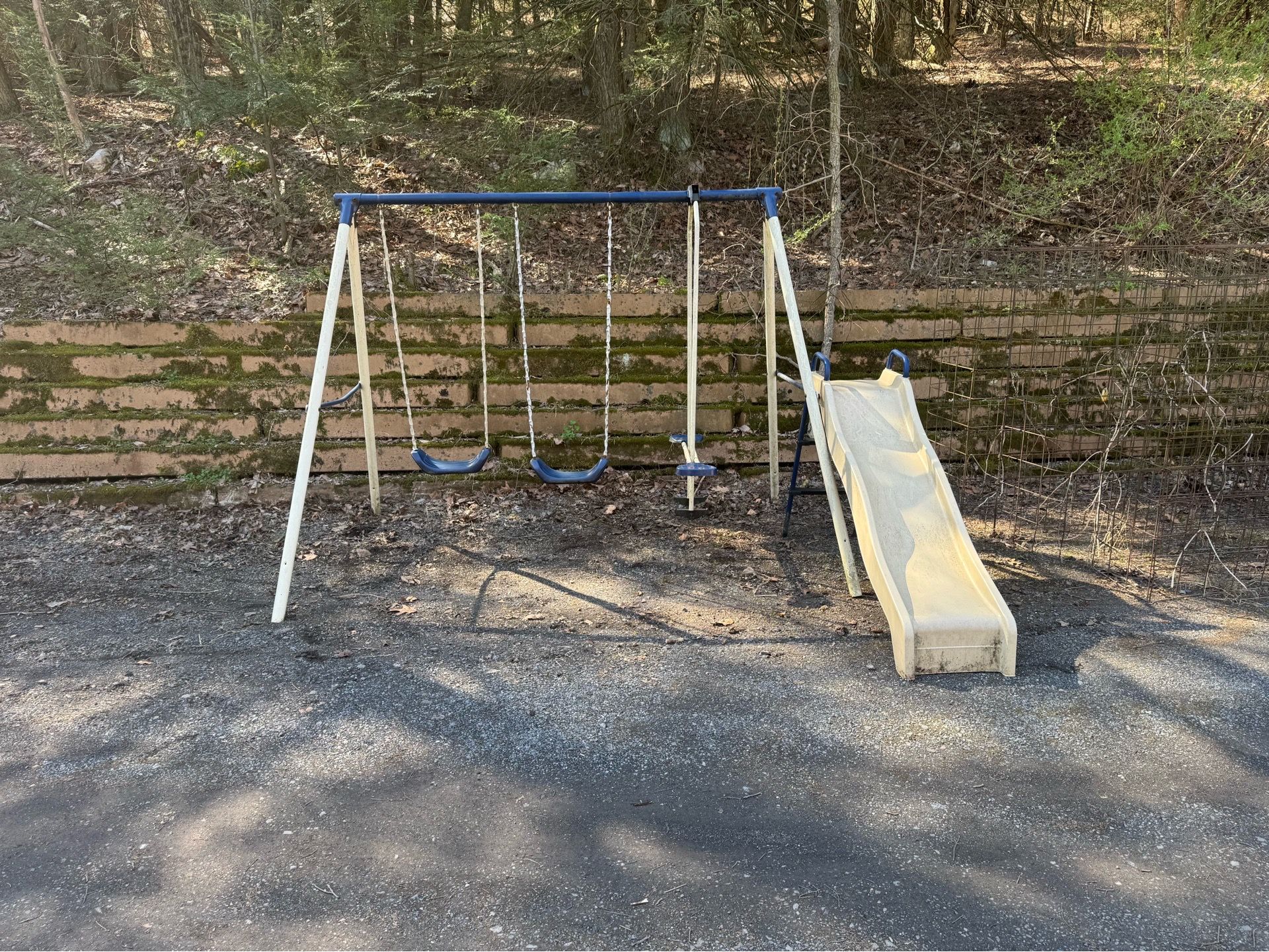Swing set