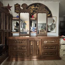 Beautiful Vintage Dresser 