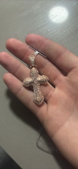 Pendants/ chains
