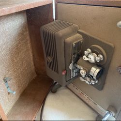 Vintage Keystone Sixty 8mm Projector Needs A New Bulb Works $40
