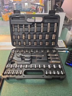 Pittsburgh socket set (Missing some pieces)