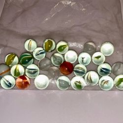 Vintage Lot of 30 Mixed Marbles Very Nice, Mint