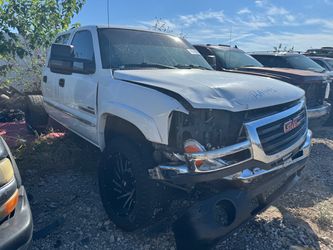 Autoparts sale 2005 GMC SIERRA 2500 HD diesel duramax engine 4x2