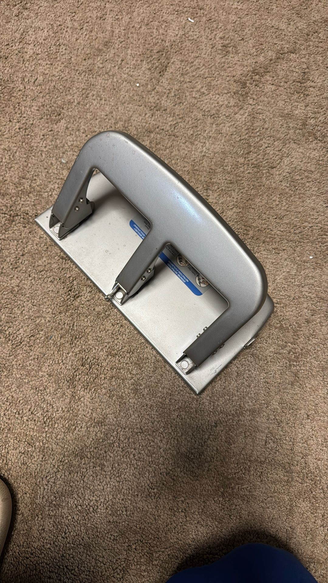 Heavy duty 3-hole Punch, 40 Sheet capacity