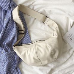 Trending Dumpling Bag