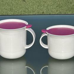 Tupperware Classic Cream and Sugar Set Hot Pink and White with Snap Lids