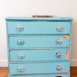 4 Drawer Blue Dresser