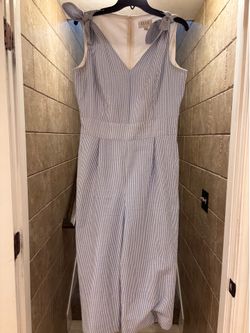 Women’s Seersucker Romper Size Large  Located in Murray cash/Venmo. Venmo to hold