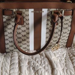 Mk Purse New