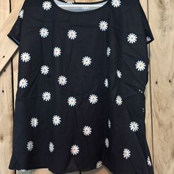 SHEIN Curves Daisy Short Sleeve Blouse Shirt 