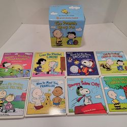 The Peanuts Story Box ~ 8 Board Book Set ~ Brand New