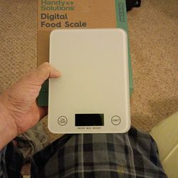 Large face digital scale 8Different Weight Settings In Perfect Condition