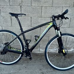 Tump Jumper Fully Carbon 